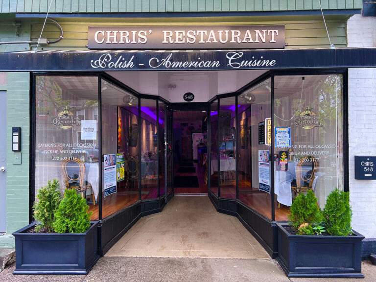 Chris restaurant
